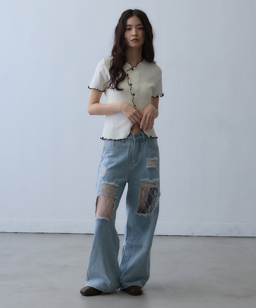 Clum(クルム)の「lace damage wide denim pants / レースダメージワイドデニムパンツ(デニムパンツ・レディース・ライトブルー・SMALL)」の5枚目の写真