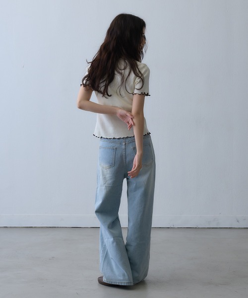 Clum(クルム)の「lace damage wide denim pants / レースダメージワイドデニムパンツ(デニムパンツ・レディース・ライトブルー・SMALL)」の8枚目の写真