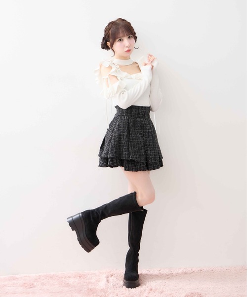 INGNI(イング)の「チョーカー付き肩開き長袖ニット(ニット/セーター・レディース・ボルドー/ブラック/ピンク/アイボリー・M)」の6枚目の写真