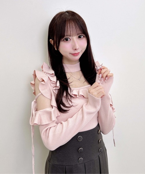 INGNI(イング)の「チョーカー付き肩開き長袖ニット(ニット/セーター・レディース・ボルドー/ブラック/ピンク/アイボリー・M)」の22枚目の写真