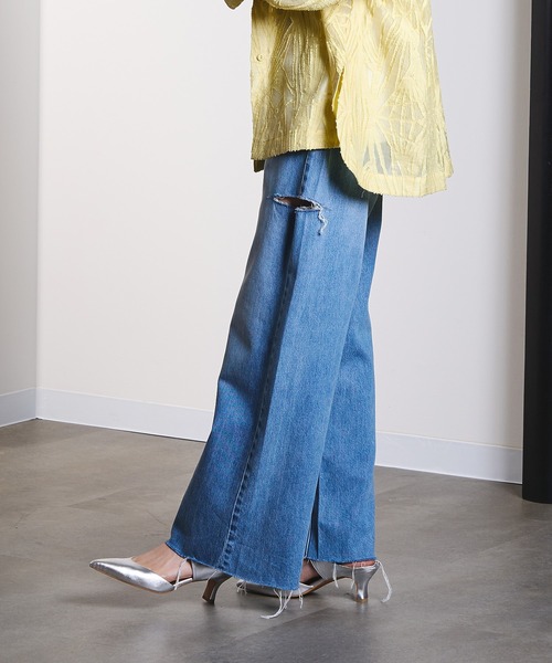 ROSE BUD(ローズバッド)の「POINTED BELT MULE(パンプス・レディース・シルバー・37)」の5枚目の写真
