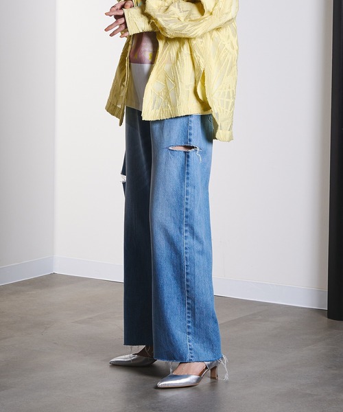 ROSE BUD(ローズバッド)の「POINTED BELT MULE(パンプス・レディース・シルバー・37)」の6枚目の写真