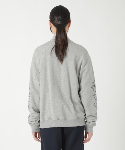 ZUCCa(ズッカ)の「FLOWER EMBROIDERY SWEATSHIRT / パーカー(パーカー・レディース・グレー・M size/XL)」の2枚目の写真