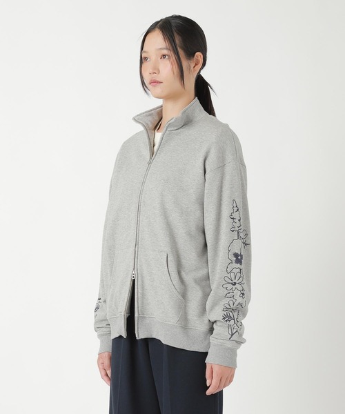 ZUCCa(ズッカ)の「FLOWER EMBROIDERY SWEATSHIRT / パーカー(パーカー・レディース・グレー・M size/XL)」の5枚目の写真