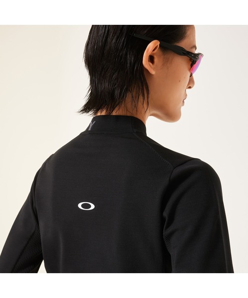OAKLEY（オークリー）の「【最新】オークリー ELEVATE LS SWEATER MOCK SHT 2.0/ トップス/ ウィメンズゴルフコレクション/ ゴルフ/ OAKLEY（その他トップス・レディース・ホワイト/ブラック/ブルーグリーン・XS/S/L）」の8枚目の写真