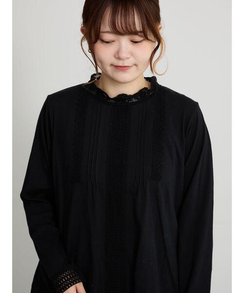 Samansa Mos2(サマンサ モスモス)の「【抗菌防臭】スタンドネックレースカットソー(Tシャツ/カットソー・レディース・ブラック/オフホワイト/ベージュ・F)」の4枚目の写真
