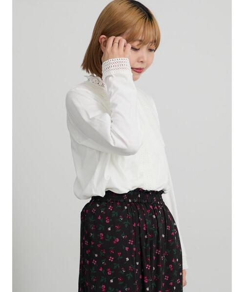 Samansa Mos2(サマンサ モスモス)の「【抗菌防臭】スタンドネックレースカットソー(Tシャツ/カットソー・レディース・ブラック/オフホワイト/ベージュ・F)」の7枚目の写真