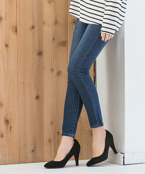 Re:EDIT（リエディ）の「[CHICMUSE]ノンウォッシュタイプソフト起毛デニムパンツ（デニムパンツ・レディース・ネイビー/ブルー/グレー/ブラック・SMALL/LARGE/MEDIUM/X-SMALL/X-LARGE/XXX-LARGE/XX-LARGE）」の4枚目の写真