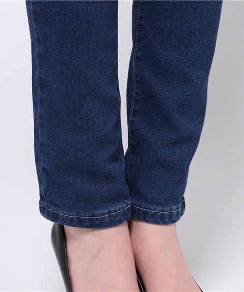 Re:EDIT（リエディ）の「[CHICMUSE]ノンウォッシュタイプソフト起毛デニムパンツ（デニムパンツ・レディース・ネイビー/ブルー/グレー/ブラック・SMALL/LARGE/MEDIUM/X-SMALL/X-LARGE/XXX-LARGE/XX-LARGE）」の16枚目の写真