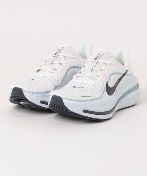 NIKE(ナイキ)の「NIKE ナイキ AIR WINFLO 12 エア ウィンフロー 12 MHV9272 110WHITE/GRDIRN(スニーカー・メンズ・ホワイト・25.0cm/25.5cm/28.5cm/28.0cm/27.5cm/27.0cm/26.5cm/26.0cm/29.0cm)」の1枚目の写真