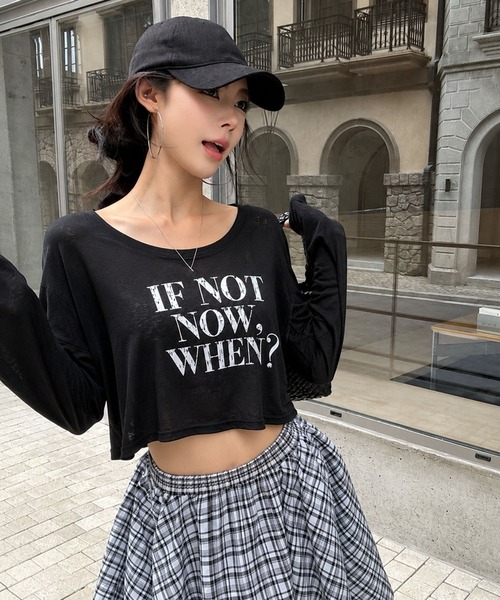 VIBGYOR(ヴィブジョー)の「【EIZZ/アイズ】ヴィンテージ風 クラックロゴ クロップド シアー長袖Tシャツ / ロンT(Tシャツ/カットソー・レディース・ホワイト/ブラック/イエロー・FREE)」の9枚目の写真