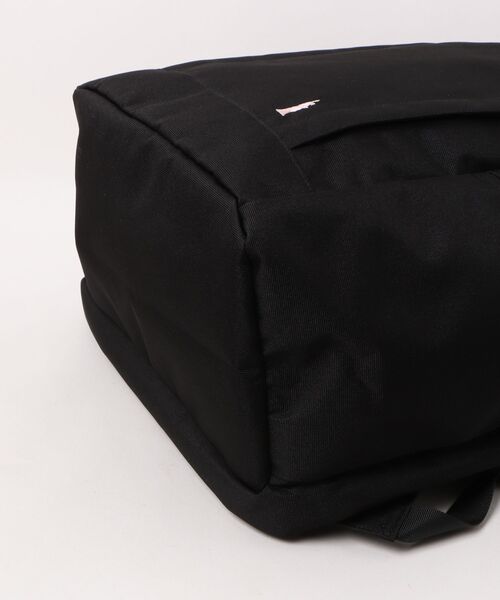 EASTBOY(イーストボーイ)の「【EASTBOY/イーストボーイ】【大容量35L デッドスペースを作らないスクエア構造】ボックスバックパック PC収納 通勤 通学 ポケット多数(バックパック/リュック・レディース・サックスブルー/ピンク・FREE)」の9枚目の写真