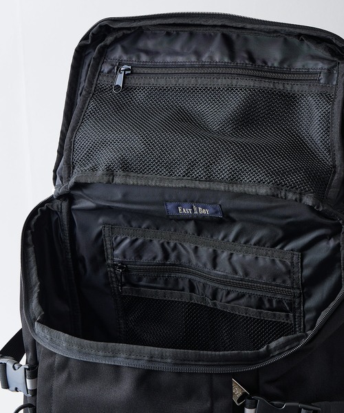 EASTBOY(イーストボーイ)の「【EASTBOY/イーストボーイ】【大容量35L デッドスペースを作らないスクエア構造】ボックスバックパック PC収納 通勤 通学 ポケット多数(バックパック/リュック・レディース・サックスブルー/ピンク・FREE)」の14枚目の写真