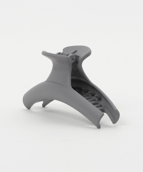 Fun & Daily（ファンアンドデイリー）の「F&D : マットカラーヘアクリップ（バレッタ/ヘアクリップ・レディース・ブラック/ベージュ/グレー/ワインレッド/ブルー/グリーン/ピンク・FREE）」の3枚目の写真