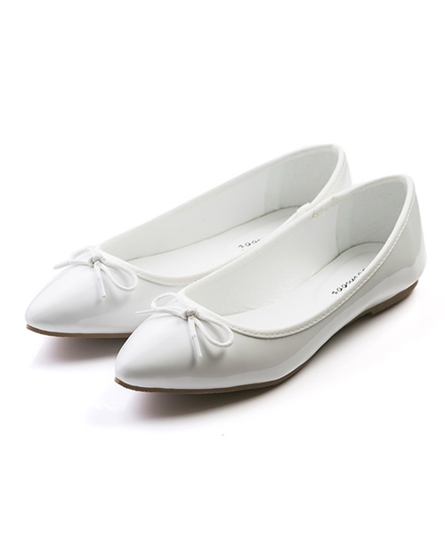 mooimooi（モーイモーイ）の「ポインテッドトゥ バレエシューズ（バレエシューズ・レディース・ブラック系その他/グレー/ライトグレー/レッド/ホワイト/ベージュ系その他/ネイビー/ブラック/レッド系その他/オリーブ/ダークベージュ/ダークブラウン/ブラック系その他2/レッド系その他2/マスタード/ピンクベージュ/ブルー系その他/ピンク系その他/ラベンダー/ミント・24.0cm/22.5cm/25.0cm/22.0cm/23.0cm/23.5cm/24.5cm/26.0cm/25.5cm/21.5cm）」の2枚目の写真