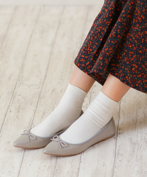 mooimooi（モーイモーイ）の「ポインテッドトゥ バレエシューズ（バレエシューズ・レディース・ブラック系その他/グレー/ライトグレー/レッド/ホワイト/ベージュ系その他/ネイビー/ブラック/レッド系その他/オリーブ/ダークベージュ/ダークブラウン/ブラック系その他2/レッド系その他2/マスタード/ピンクベージュ/ブルー系その他/ピンク系その他/ラベンダー/ミント・24.0cm/22.5cm/25.0cm/22.0cm/23.0cm/23.5cm/24.5cm/26.0cm/25.5cm/21.5cm）」の6枚目の写真