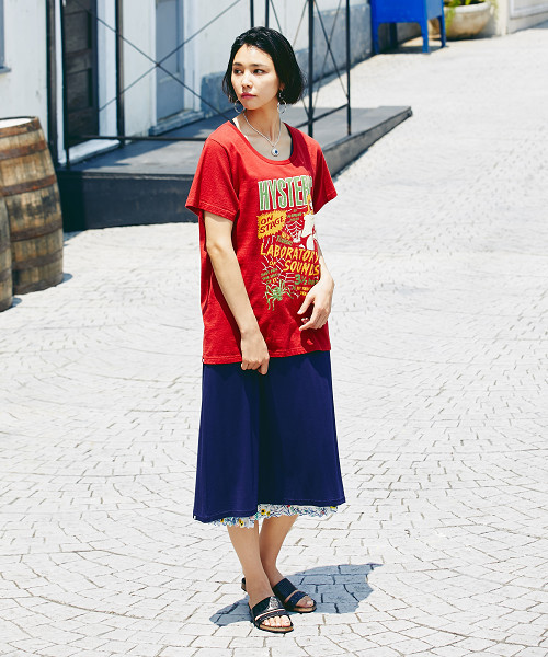 HYSTERIC GLAMOUR（ヒステリックグラマー）の「LAB SOUNDS プリント ビッグTシャツ（Tシャツ/カットソー・レディース・ホワイト/レッド/ブラック・FREE）」の7枚目の写真