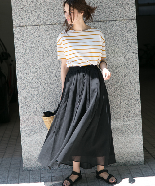 URBAN RESEARCH（アーバンリサーチ）の「UR コットンギャザーマキシスカート（スカート・レディース・グレー系その他/ブラック/イエロー/オレンジ系その他・FREE）」の7枚目の写真