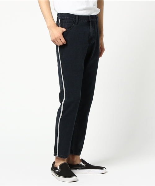 WEGO（ウィゴー）の「WEGO/ラインスリムデニムパンツ（デニムパンツ・メンズ・ブラック/インディゴブルー・MEDIUM/LARGE）」の17枚目の写真