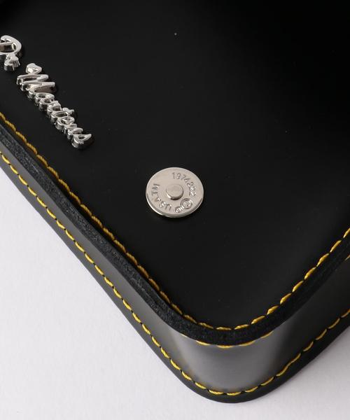 Dr. Martens（ドクターマーチン）の「＜Dr. Martens＞サッチェルミニショルダーバッグ（ショルダーバッグ・レディース・ブラック/ワインレッド・FREE）」の4枚目の写真