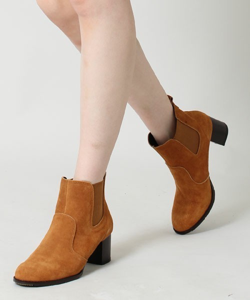 STUDIOUS(ステュディオス)の「STUDIOUS SIDE GOA BOOTS(ブーツ・レディース・ベージュ/ブラック/キャメル・SMALL/LARGE/MEDIUM)」の1枚目の写真