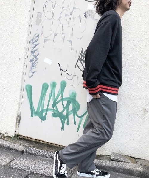 kutir(クティール)の「LINE RIB SWEAT / ラインリブ裏毛プルオーバー トレーナー(スウェット・メンズ・ホワイト/ブラック/レッド・MEDIUM/LARGE)」の14枚目の写真
