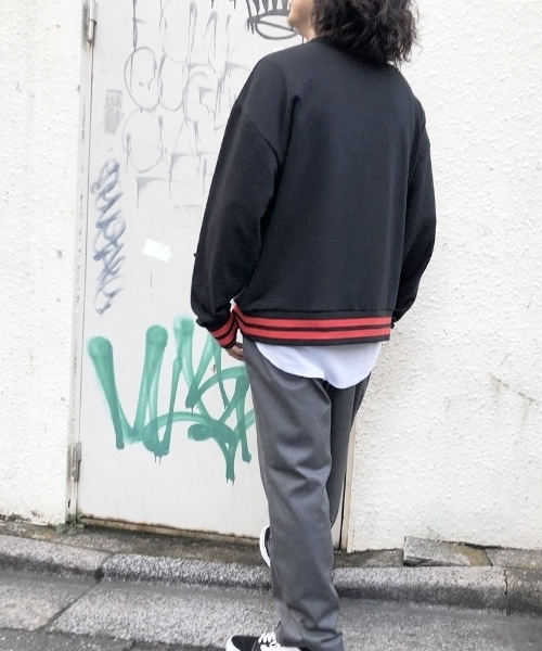kutir(クティール)の「LINE RIB SWEAT / ラインリブ裏毛プルオーバー トレーナー(スウェット・メンズ・ホワイト/ブラック/レッド・MEDIUM/LARGE)」の16枚目の写真