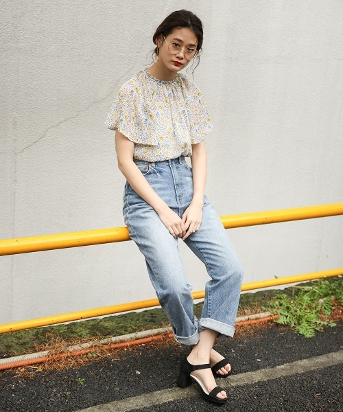 PAGEBOY（ページボーイ）の「花柄ハイネックブラウス（シャツ/ブラウス・レディース・ブラック系その他/イエロー系その他/ホワイト系その他・FREE）」の7枚目の写真