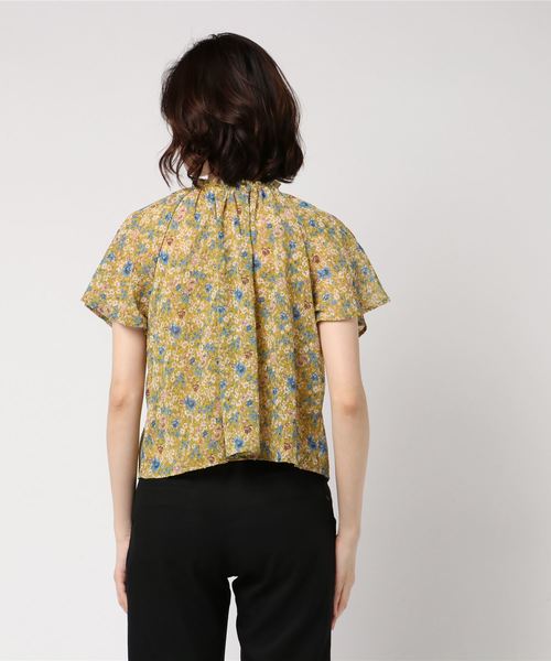 PAGEBOY（ページボーイ）の「花柄ハイネックブラウス（シャツ