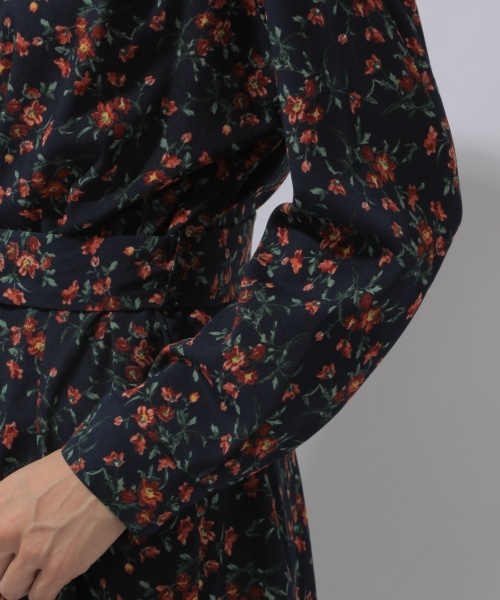 laboratory work（ラボラトリーワーク）の「エアリーガウン（ワンピース・レディース・イエロー系その他/ブルー・MEDIUM）」の8枚目の写真