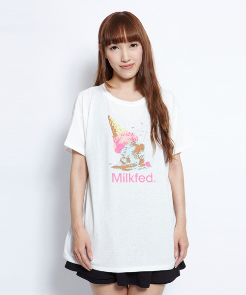 MILKFED.(ミルクフェド)の「BIG TEE DROPPED ICE(Tシャツ/カットソー・レディース・ホワイト/ライトパープル/ネイビー・ONE SIZE)」の6枚目の写真