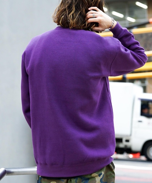 THRASHER（スラッシャー）の「HOMETOWN CREW SWEAT/スラッシャーユニセックス10oz(オンス)ヘビーウェイトワンポイントロゴ裏起毛スウェットトレーナー（スウェット・メンズ・グレー/ホワイト/ブラック×ホワイト/ブラック×レッド/バーガンディー/グリーン/ブラウン/パープル/アッシュグレー/ヘザーグレー/ネイビー/スミクロ/ダークグリーン・MEDIUM/LARGE/SMALL/X-LARGE/XX-LARGE）」の22枚目の写真