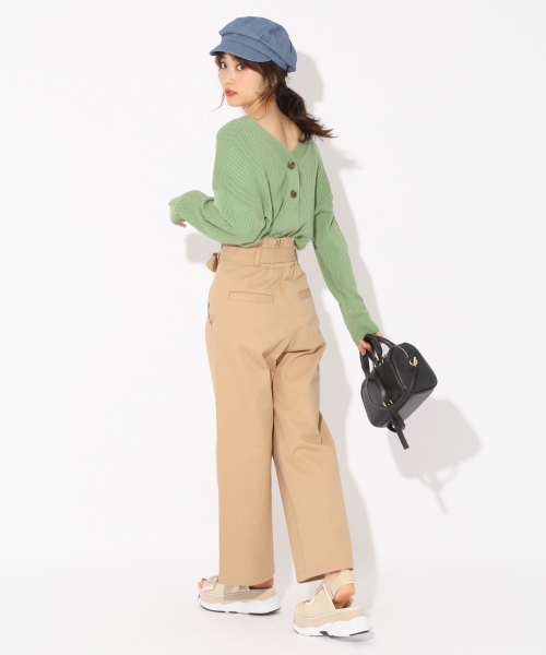 Heather(ヘザー)の「ハイゲージリブボタンカーディガン 827987(カーディガン/ボレロ・レディース・アイボリー/ブラック/ベージュ/グリーン/レッド・FREE)」の12枚目の写真