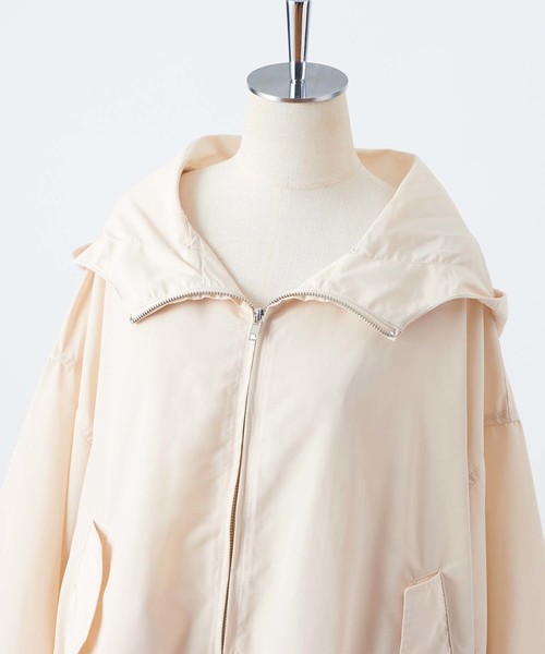 one after another NICE CLAUP（ワンアフターアナザーナイスクラップ）の「newボリューム袖マウンテンパーカー（マウンテンパーカー・レディース・アイボリー/ブラック/イエロー・FREE）」の12枚目の写真