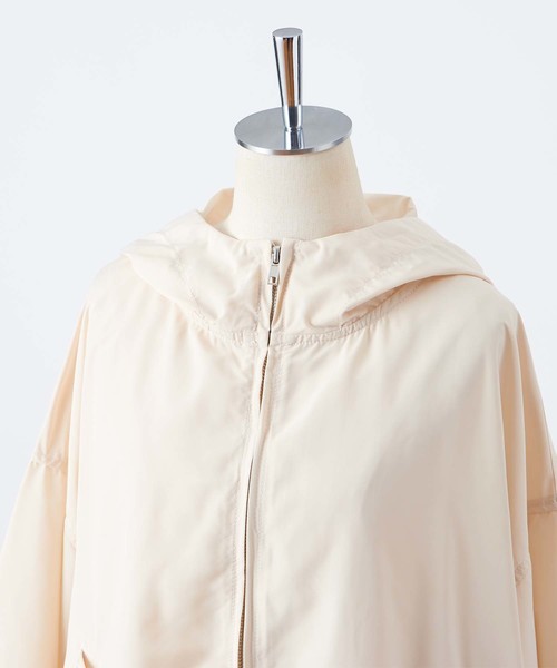 one after another NICE CLAUP（ワンアフターアナザーナイスクラップ）の「newボリューム袖マウンテンパーカー（マウンテンパーカー・レディース・アイボリー/ブラック/イエロー・FREE）」の13枚目の写真