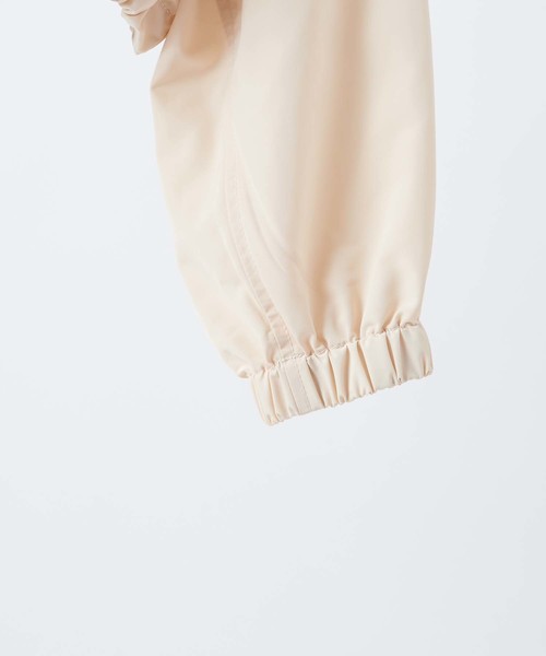 one after another NICE CLAUP（ワンアフターアナザーナイスクラップ）の「newボリューム袖マウンテンパーカー（マウンテンパーカー・レディース・アイボリー/ブラック/イエロー・FREE）」の16枚目の写真