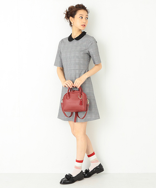 Ray BEAMS(レイビームス)の「Ray BEAMS / 2WAY ミニボストン & ショルダーバッグ(ショルダーバッグ・レディース・ワイン/ネイビー・ONE SIZE)」の4枚目の写真