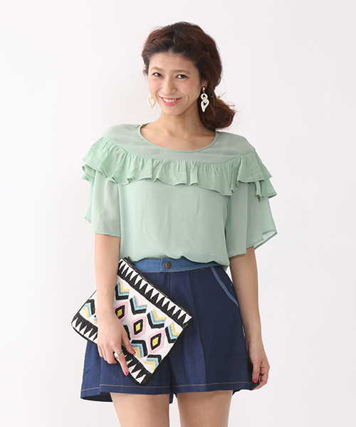 mystic（ミスティック）の「フレアSLフリルブラウス（シャツ/ブラウス・レディース・ミント/ベージュ/ピンク/ブラック/オフホワイト・ﾌﾘ-）」の4枚目の写真