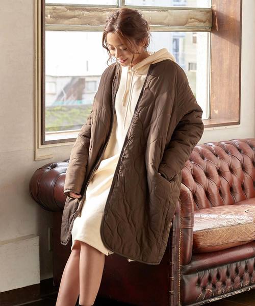 KOBE LETTUCE（コウベレタス）の「スタンドカラー・ノーカラー2typeリバーシブルロングボアフリースブルゾンコート（ブルゾン・レディース・ホワイト系その他2/ホワイト系その他3/ブラウン系その他/ブラック系その他/アイボリー/ホワイト系その他/ブラウン/ブラック・2/1）」の7枚目の写真