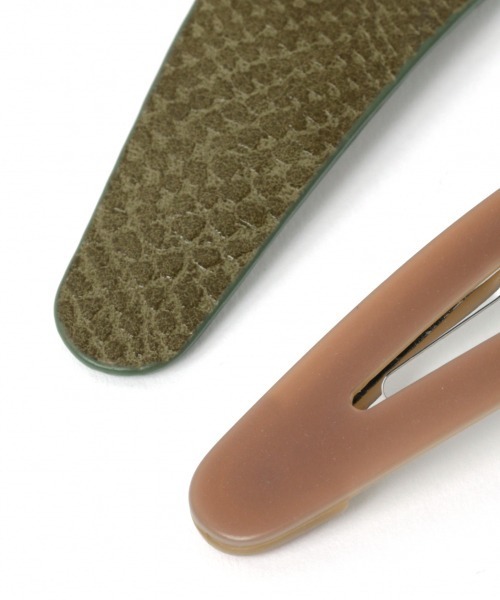 GLOBAL WORK（グローバルワーク）の「2P合皮ヘアセット/861259（ヘアピン・レディース・ダークブラウン/ブラウン/グリーン・FREE）」の10枚目の写真