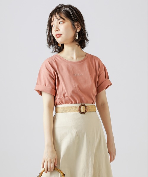 natural couture（ナチュラルクチュール）の「グリーティングロゴT（Tシャツ/カットソー・レディース・オフホワイト/ライトベージュ/パープル/オレンジ・FREE）」の4枚目の写真