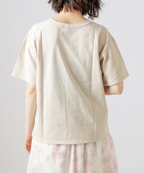 natural couture（ナチュラルクチュール）の「グリーティングロゴT（Tシャツ/カットソー・レディース・オフホワイト/ライトベージュ/パープル/オレンジ・FREE）」の7枚目の写真