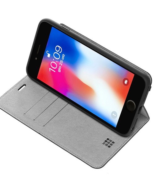 MOLESKINE(モレスキン)の「モレスキン iPhoneケース 6+/6s+/7+/8+ クラシックブックタイプ ソフトタッチケース リーディング(スマホケース/カバー・メンズ・ブラック/レッド系その他・ONE SIZE)」の6枚目の写真