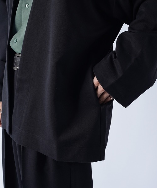 kutir(クティール)の「ボタンレスオーバージャケット(テーラードジャケット・メンズ・ブラック/グリーン/レンガ・MEDIUM/LARGE)」の11枚目の写真