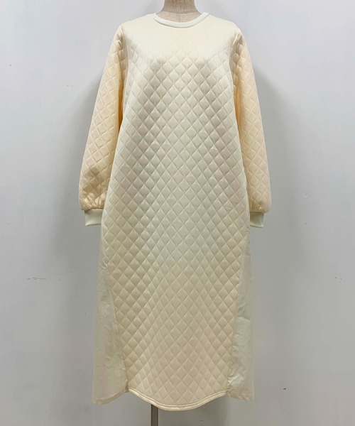 HERENCIA(ヘレンチア)の「キルティングワンピース(ワンピース・レディース・ホワイト/マスタード・M)」の17枚目の写真