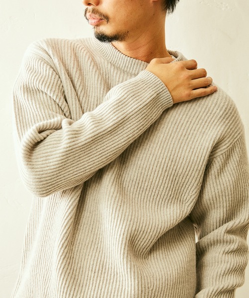 JOURNAL STANDARD relume(ジャーナルスタンダード レリューム)の「7GG ITALYメリノウール 畦編みクルーネックニット(ニット/セーター・メンズ・ホワイト/ブラック/グレー/グリーン/ネイビー/ピンク・MEDIUM/LARGE/X-LARGE)」の4枚目の写真