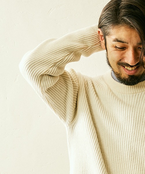 JOURNAL STANDARD relume(ジャーナルスタンダード レリューム)の「7GG ITALYメリノウール 畦編みクルーネックニット(ニット/セーター・メンズ・ホワイト/ブラック/グレー/グリーン/ネイビー/ピンク・MEDIUM/LARGE/X-LARGE)」の2枚目の写真