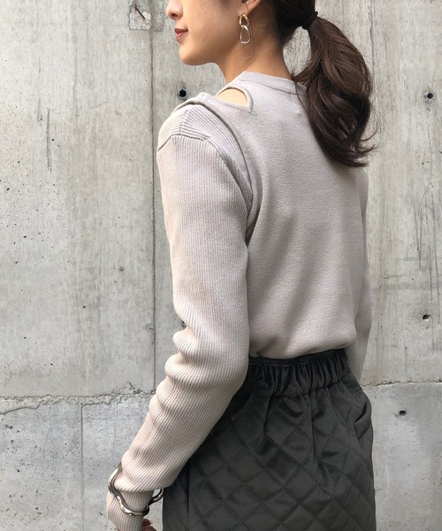 &g'aime（アンジェム）の「【&g'aime】編地切り替えアシンメトリーニット（ニット/セーター・レディース・ブラック/ベージュ/グレー/アイボリー・FREE）」の15枚目の写真