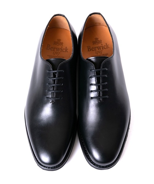 Berwick ブラック 5246 ホールカット ビジネスシューズ Berwick1707(バーウィック)の「Berwick バーウィック ホール