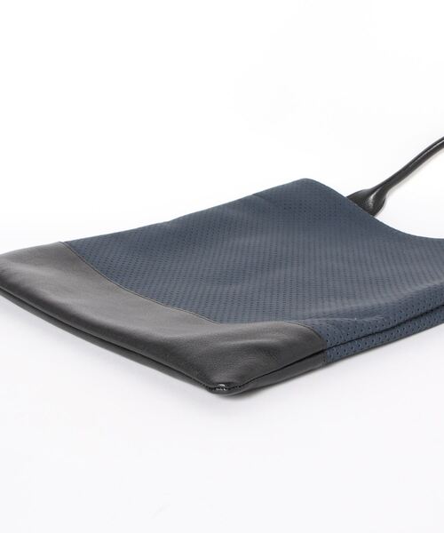 ikot（イコット）の「ikot ワンハンドルショルダー（ショルダーバッグ・レディース・ネイビー/ベージュ・FREE）」の9枚目の写真